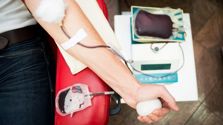Can You Donate Blood If You Smoke Weed? It's Complicated Australia