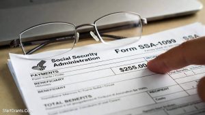 A close-up of a Social Security Administration document highlighting the $255 lump-sum death payment available to surviving spouses or dependents.